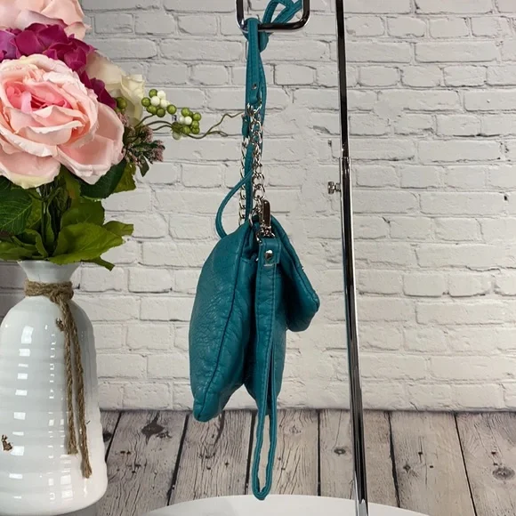 CANDIE’S Teal Soft Shoulder/Wristlet/Clutch Bag - Picture 5 of 17